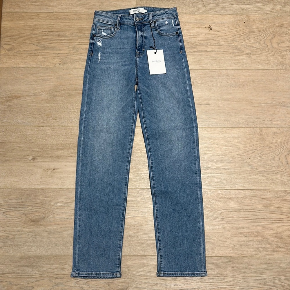 **SOLD** VICI Light wash straight leg denim jeans